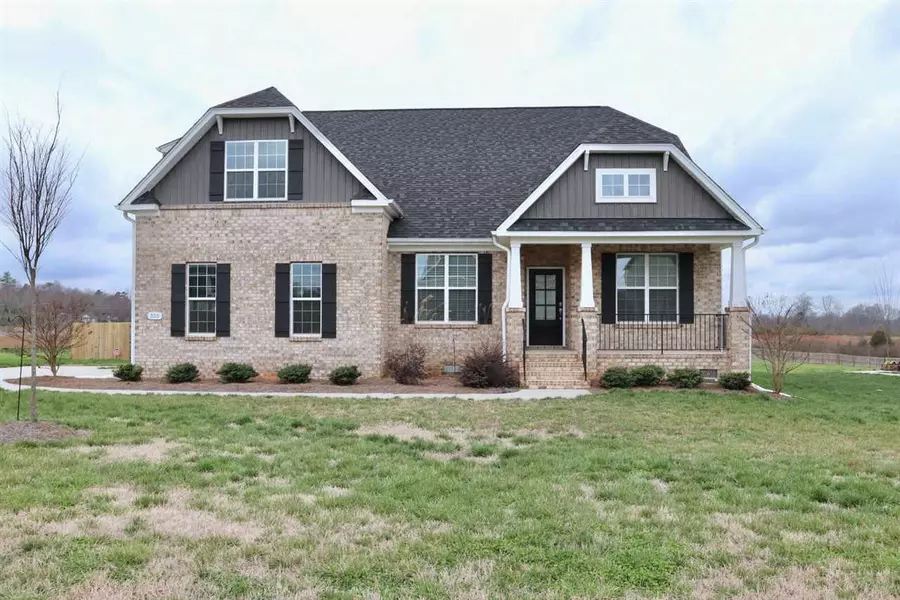 330 Brinkley Circle, Mebane, NC 27302