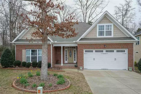 825 Varina Lane, Fuquay Varina, NC 27526