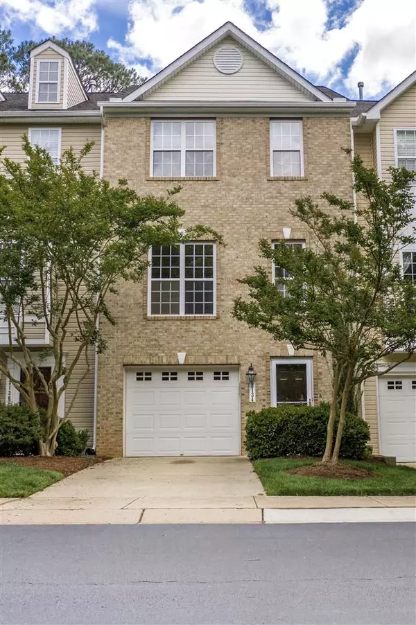 3134 Winding Waters Way, Raleigh, NC 27614