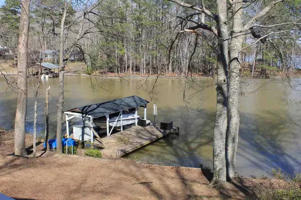 Macon, NC 27551,119 Paradise Point