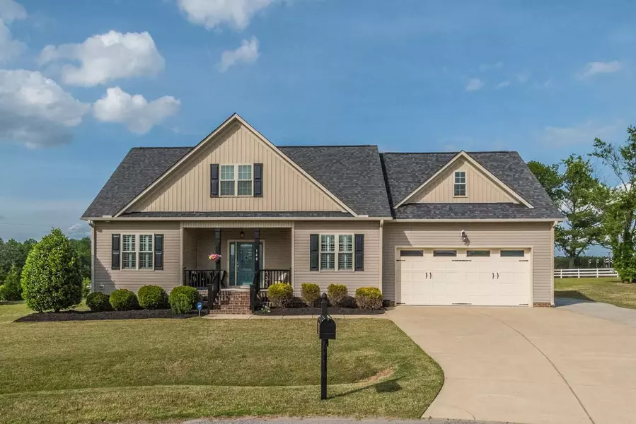 148 Eddlestone Court, Clayton, NC 27520