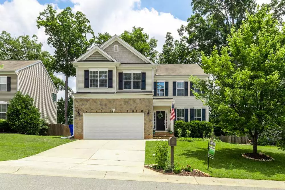 Mebane, NC 27302,302 Large Oak Lane