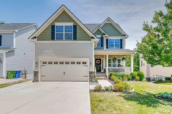 884 Ribbonleaf Lane, Fuquay Varina, NC 27536