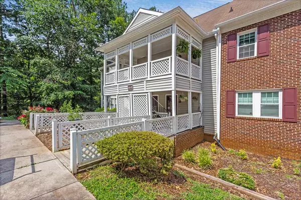 106 Choptank Court #B6, Cary, NC 27513