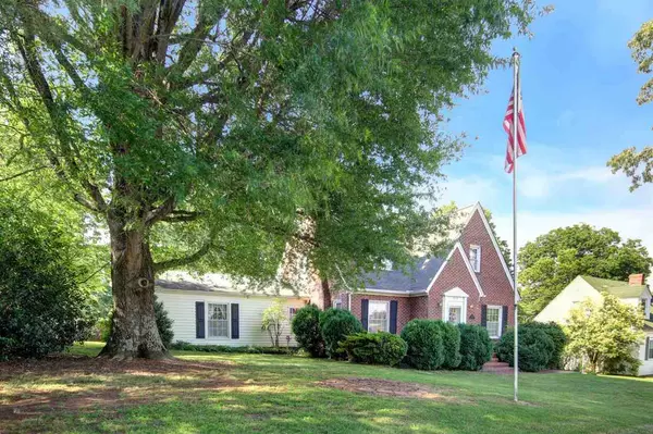 373 E Main Street, Yanceyville, NC 27379