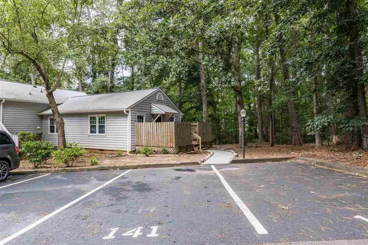 Cary, NC 27511,141 Drummond Place #141