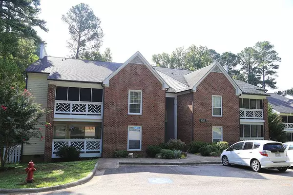 1010 Kingswood Drive #H, Chapel Hill, NC 27517