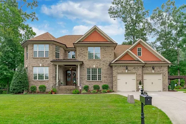 1804 Meandering Circle, Fuquay Varina, NC 27526