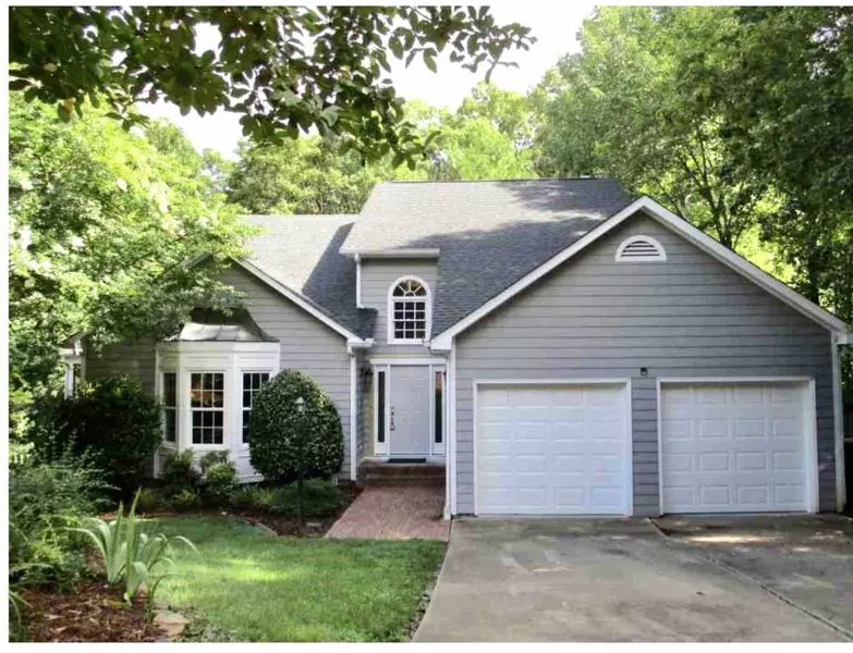 102 Queens Knoll Court, Cary, NC 27513