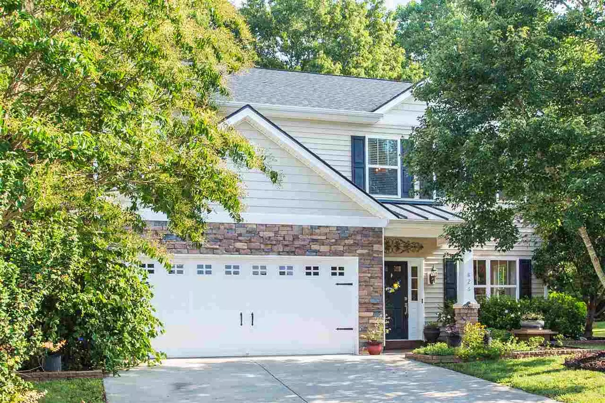 Mebane, NC 27302,826 Blue Lake Drive