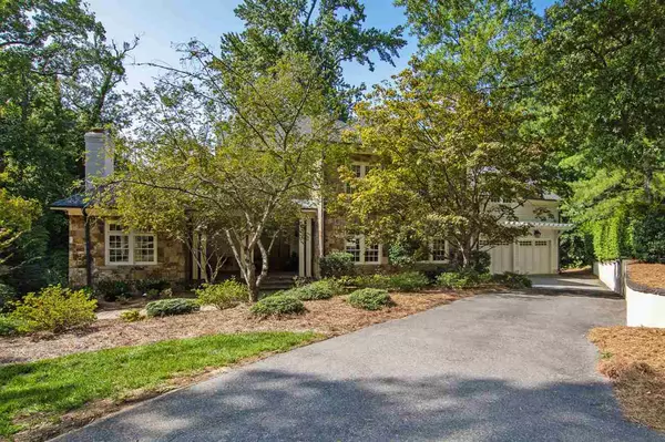 1914 Lewis Circle, Raleigh, NC 27608