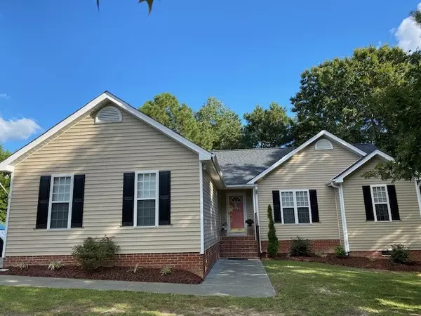 20 Camden Drive, Youngsville, NC 27596