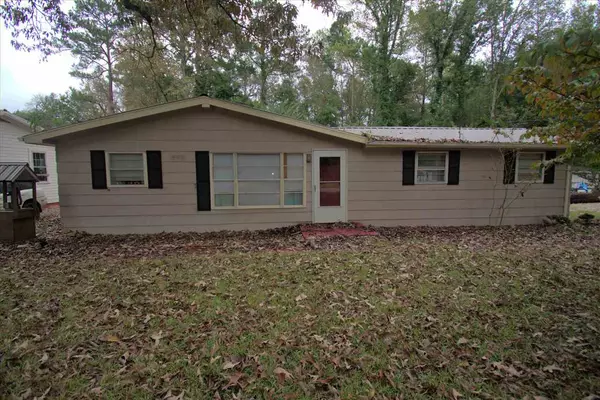 6209 Old Fairground Road, Benson, NC 27504