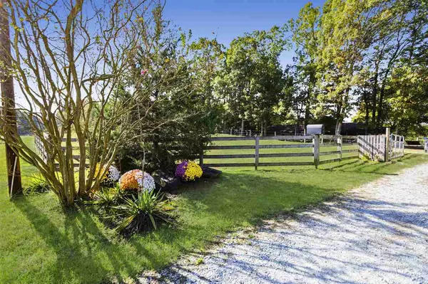 10611 Rougemont Road, Bahama, NC 27503