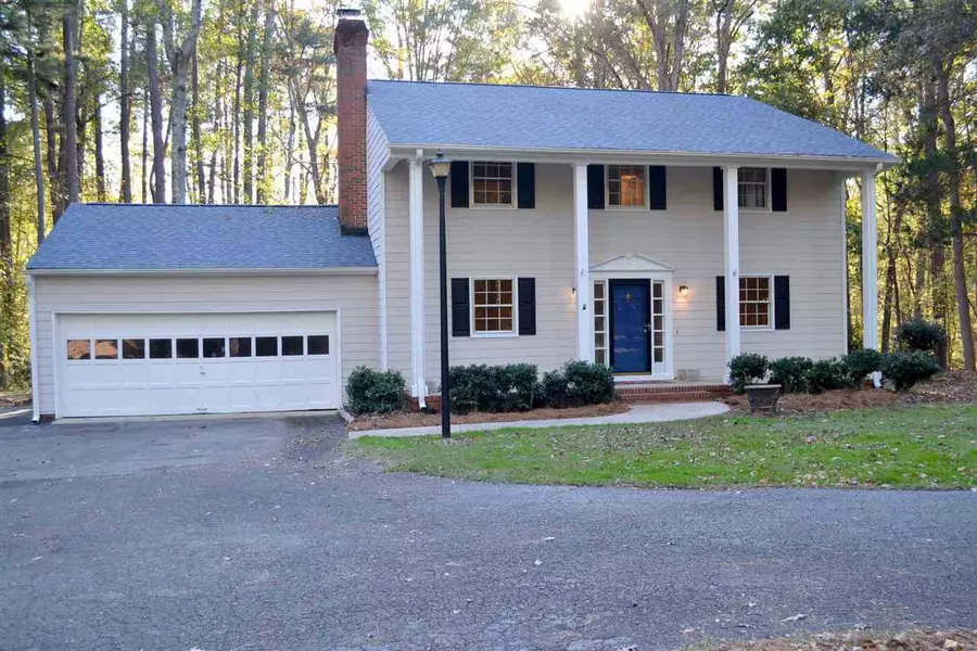 2602 New Hope Drive, Chapel Hill, NC 27514