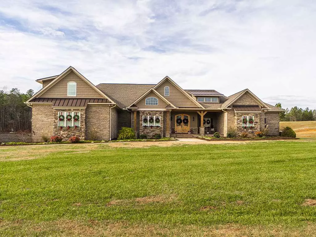 Haw River, NC 27258,1946 Brucewood Road