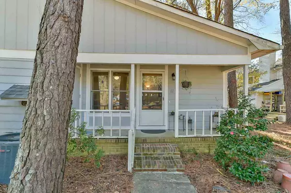 121 Westview Drive #11, Carrboro, NC 27510