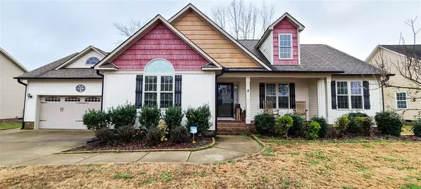 104 Hunterwood Place, Benson, NC 27504