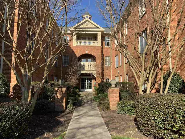 422 W Barbee Chapel Road #422, Chapel Hill, NC 27517