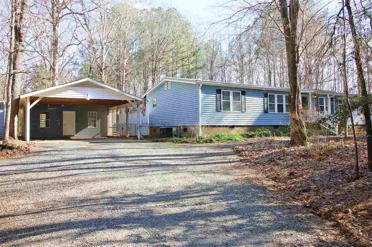 Pittsboro, NC 27312,82 Sierra Trail