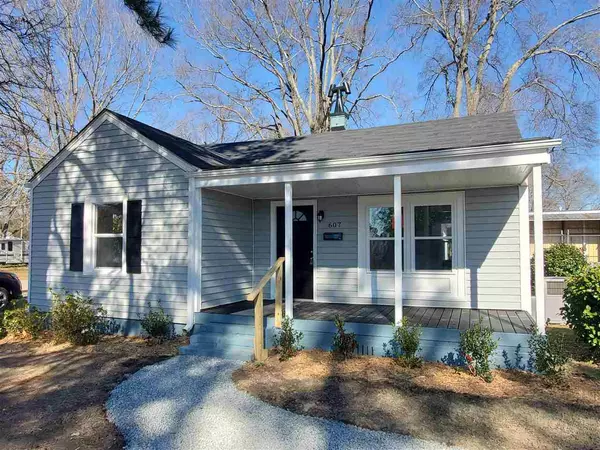 607 E Davis Street, Smithfield, NC 27577