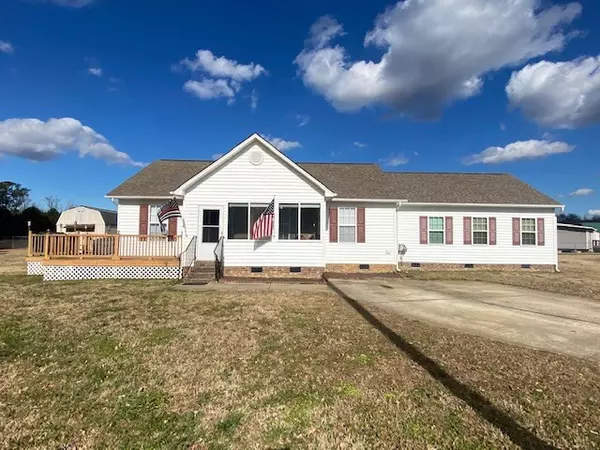 7 Virginia Avenue, Benson, NC 27504