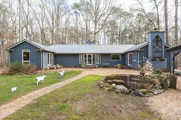 121 Carolina Forest Road, Chapel Hill, NC 27516