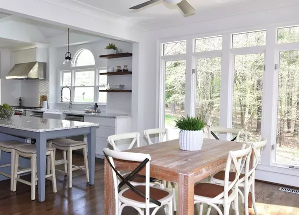 101 Antler Point Road,  Chapel Hill,  NC 27516