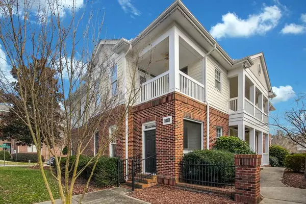 700 Copperline Drive #101, Chapel Hill, NC 27516