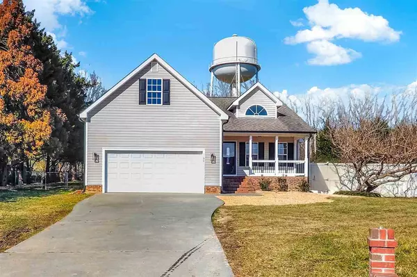 35 Wood Pond Circle, Youngsville, NC 27596