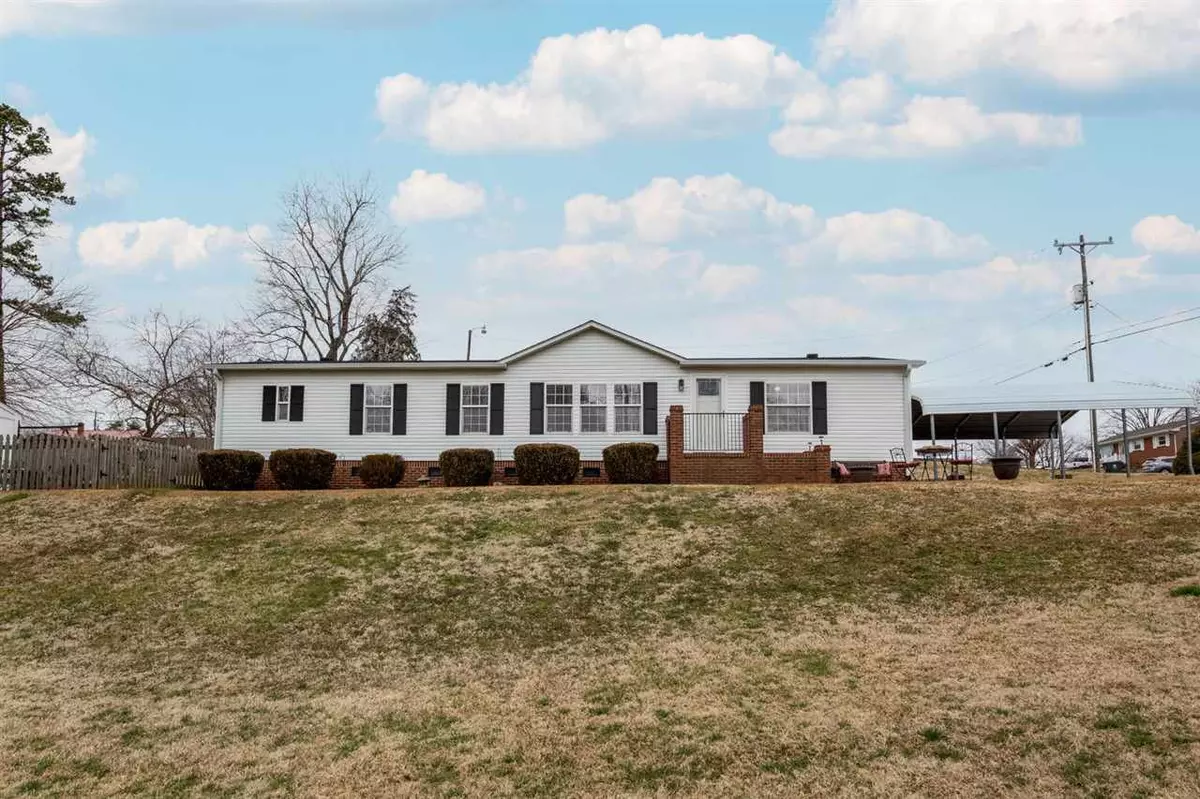 Haw River, NC 27258,136 Pelham Street