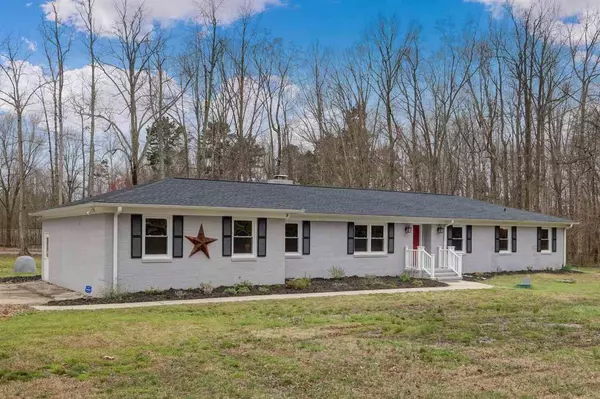5604 Frieden Church Road, Mcleansville, NC 27301
