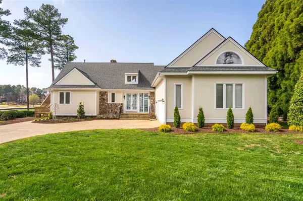 109 Summer Lakes Drive, Cary, NC 27513