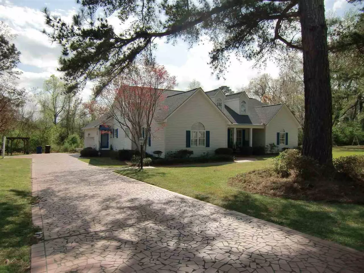 Dunn, NC 28334,207 Winterlochen Drive