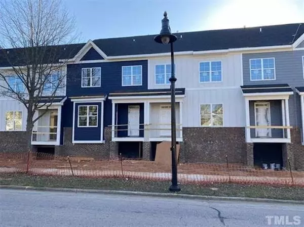 829 S Franklin Street, Wake Forest, NC 27587