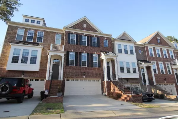 8613 Macedonia Lake Drive, Cary, NC 27518