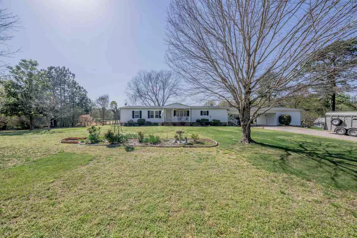 Youngsville, NC 27596,514 Robbins Road