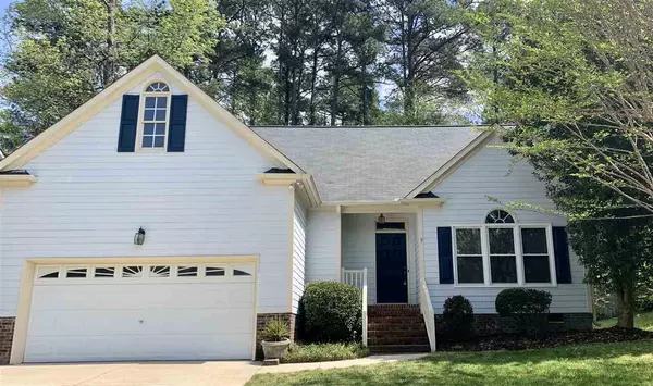 602 N Coalport Drive, Apex, NC 27502