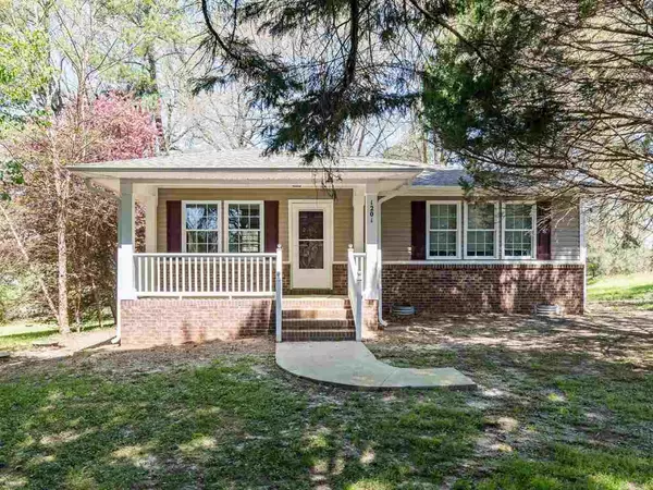 1201 J R Drive, Garner, NC 27529