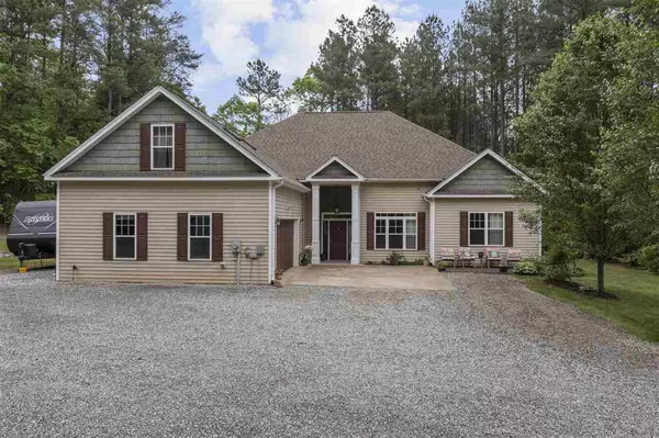 642 Rebecca Lane, Siler City, NC 27344