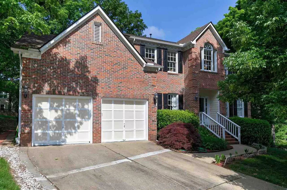 Cary, NC 27513,105 Queens Knoll Drive