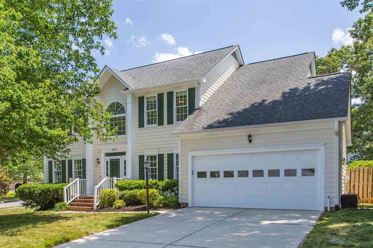 5601 Barham Court, Raleigh, NC 27613