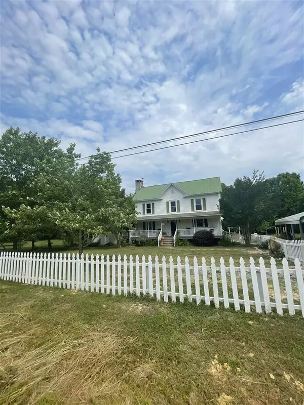 6668 Bonlee Bennett Road, Bear Creek, NC 27207