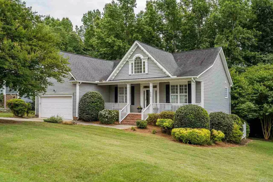 228 Sarazen Drive, Clayton, NC 27527