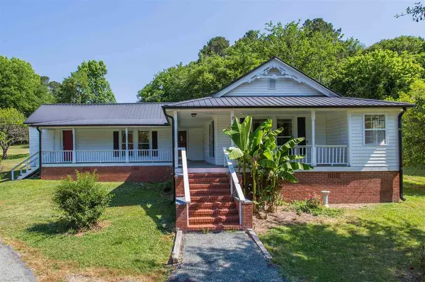 245 Durham Eubanks Road, Pittsboro, NC 27312