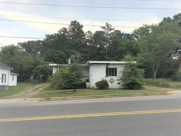 718 Martin Luther King Jr Boulevard, Siler City, NC 27344