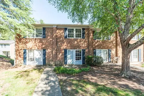127 Coleridge Court, Carrboro, NC 27510