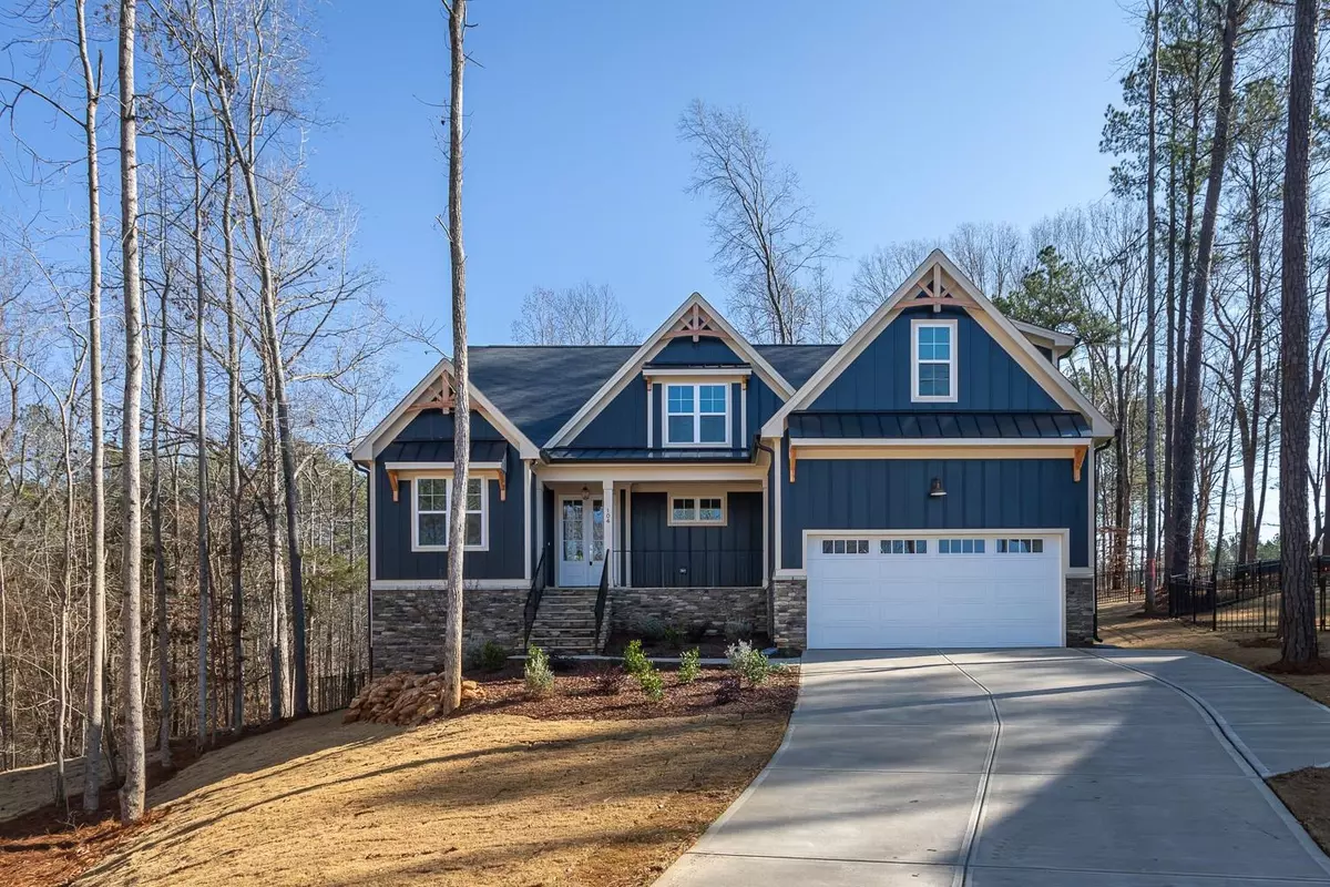 Youngsville, NC 27596,104 Blue Finch Court