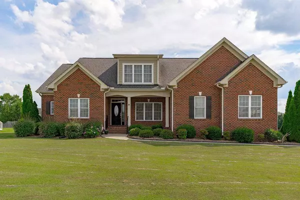 164 Country Mill Way, Fuquay Varina, NC 27526