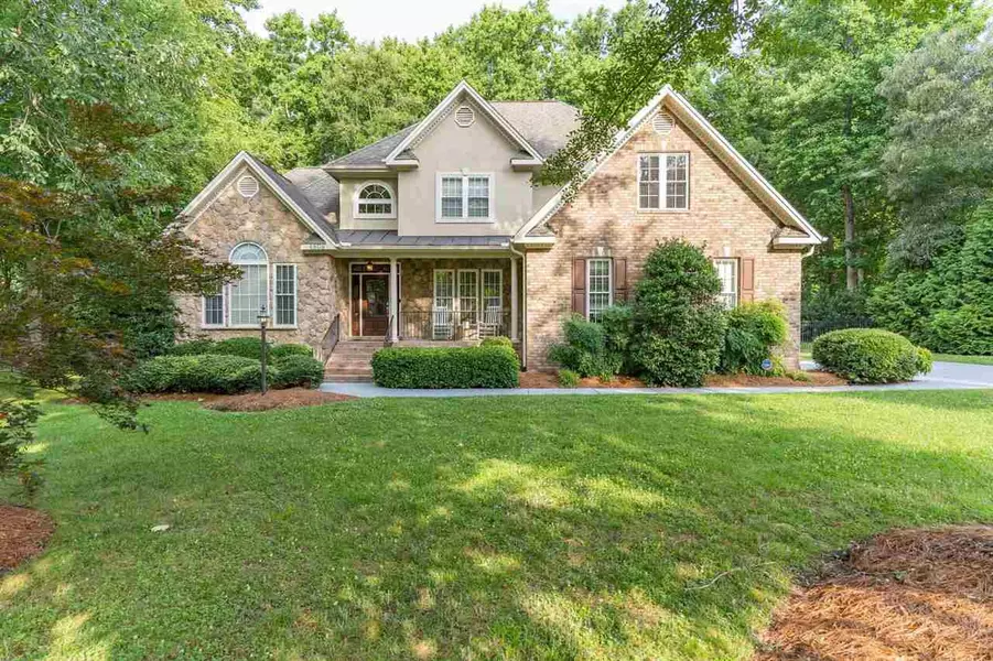 4808 Stoneyoak Lane, Raleigh, NC 27610